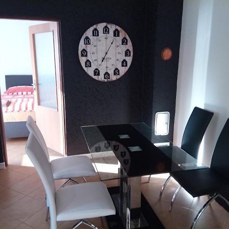 Apartmán U Zlatého křížku Velké Meziříčí Exterior foto